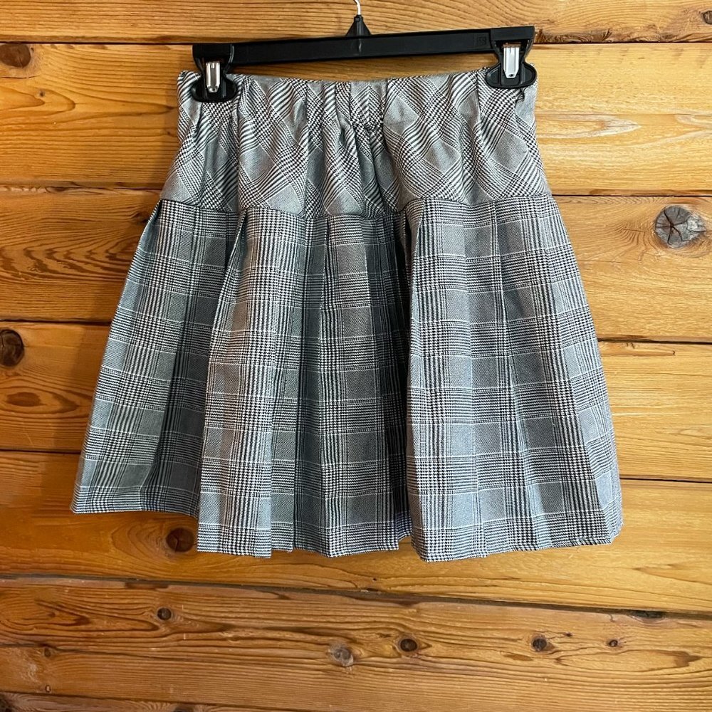 Urban Coco Elastic Waist Plaid Pleated Skirt Small
